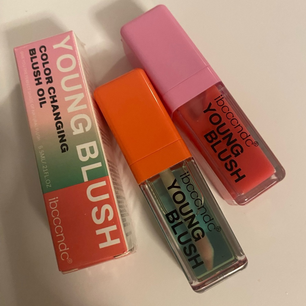 Color changing blush kit, new with tags